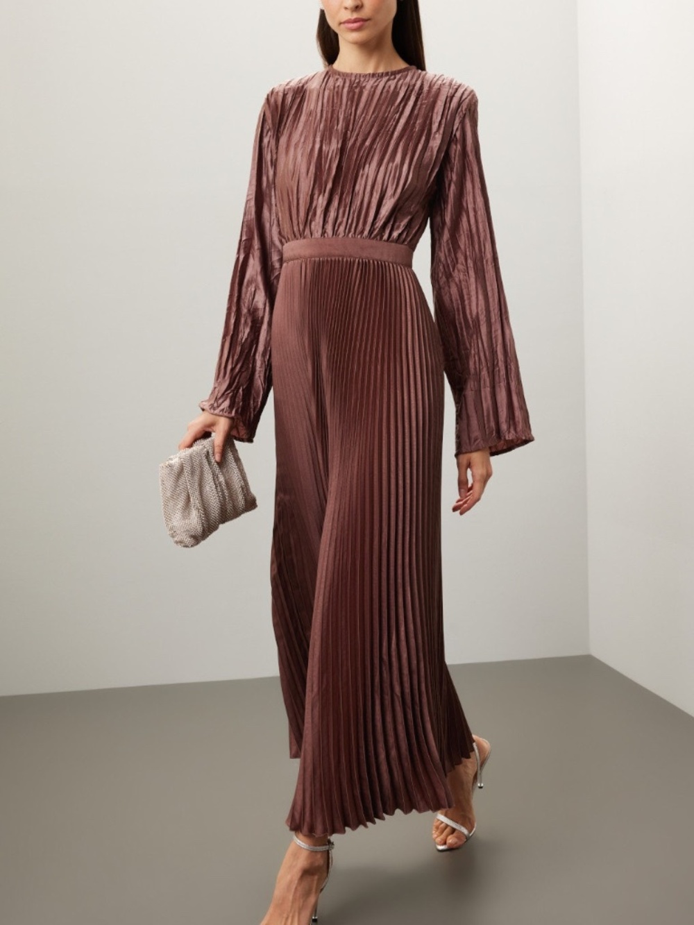 L'IDEE Royale Long Sleeve Pleated Maxi Dress Brown Satin - Size US 6